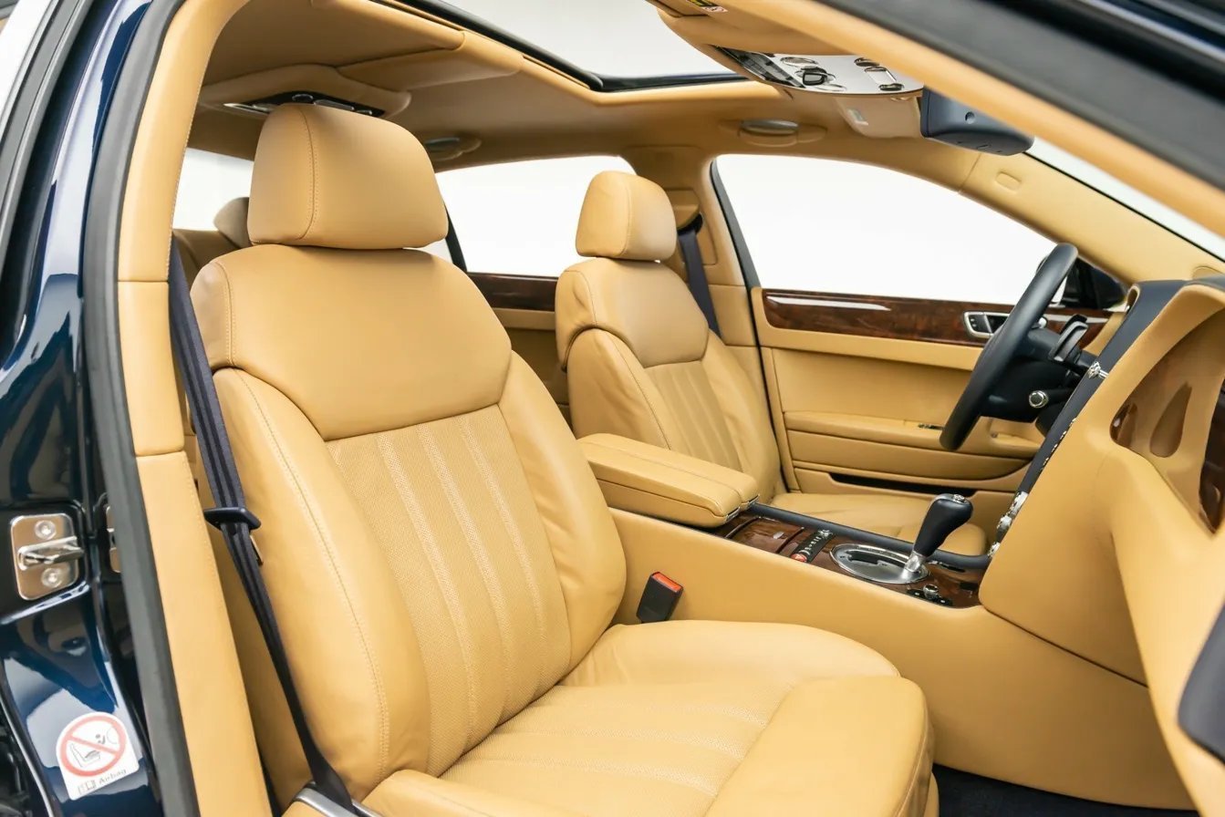 Bentley Interior